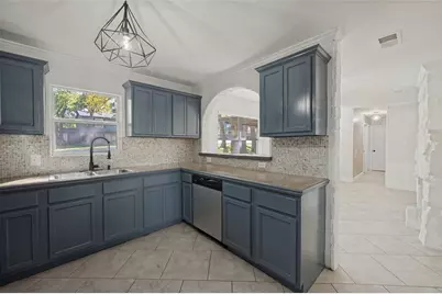 521 Greenbriar Lane, Highland Village, TX 75077 - Photo 7
