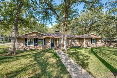 521 Greenbriar Lane, Highland Village, TX 75077 - Photo 1