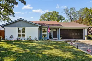 700 Del Mar Ln, Arlington, TX 76012 - Photo 1