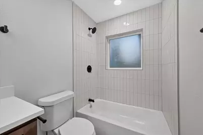 1607 Laura Road, River Oaks, TX 76114 - Photo 21