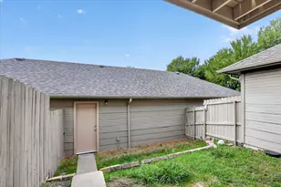 802 Custer St, Arlington, TX 76014 - Photo 23