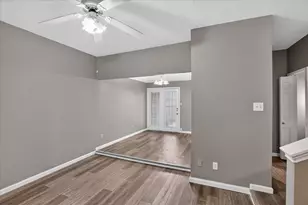 802 Custer St, Arlington, TX 76014 - Photo 9