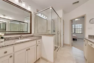 4683 Dozier Road #D, Carrollton, TX 75010 - Photo 15