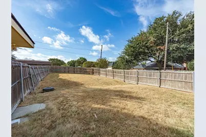 1005 Casa Linda Street, Ennis, TX 75119 - Photo 29