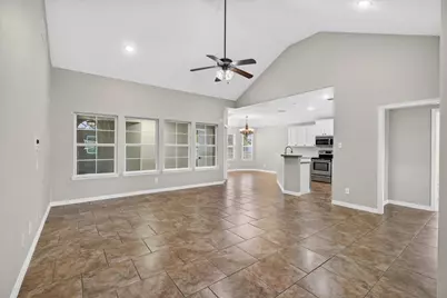 204 Bounding Main Street, Gun Barrel City, TX 75156 - Photo 5