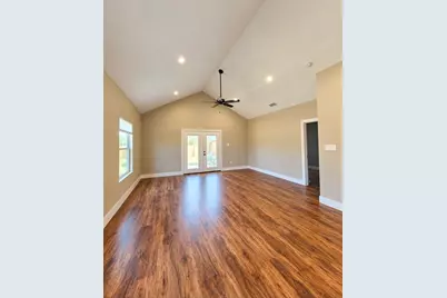 1304 Glenwood Circle, Breckenridge, TX 76424 - Photo 5