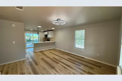 401 E Sanger Street, Celeste, TX 75423 - Photo 3