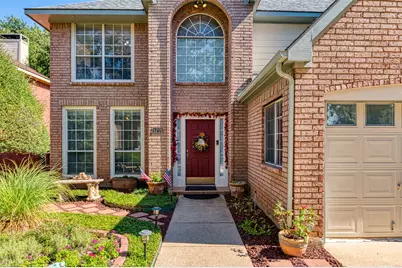 1706 Hood Lane, Grapevine, TX 76051 - Photo 3