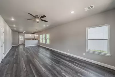 708 Elba Street, Bowie, TX 76230 - Photo 5