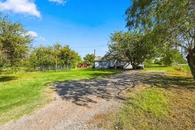 2863 Fm 917, Mansfield, TX 76063 - Photo 3