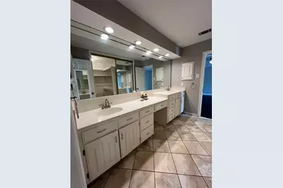 717 Highland Hills Lane, Highland Village, TX 75077 - Photo 13