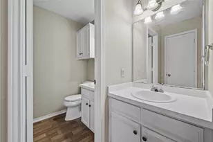 810 Redbud Dr, DeSoto, TX 75115 - Photo 11