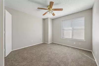 810 Red Bud Drive, DeSoto, TX 75115 - Photo 13
