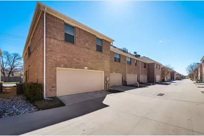 636 S Greenville Avenue, Richardson, TX 75081 - Photo 17