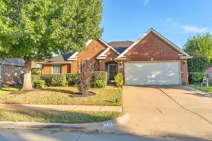 5412 Ridge View Dr, Watauga, TX 76137 - Photo 1