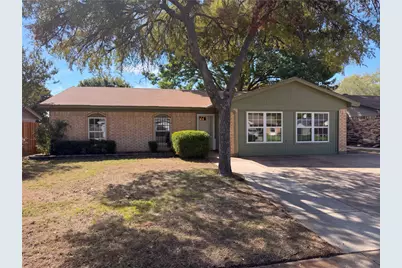 529 Edwards Drive, Saginaw, TX 76179 - Photo 1