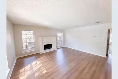 529 Edwards Drive, Saginaw, TX 76179 - Photo 5