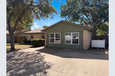 529 Edwards Drive, Saginaw, TX 76179 - Photo 3