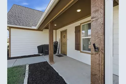 502 W Willow Street, Sanger, TX 76266 - Photo 3