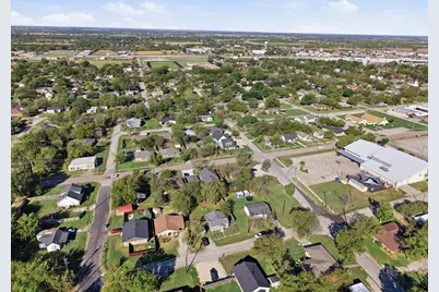 502 W Willow Street, Sanger, TX 76266 - Photo 37