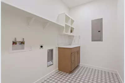 933 N 12th Street, Waco, TX 76707 - Photo 23