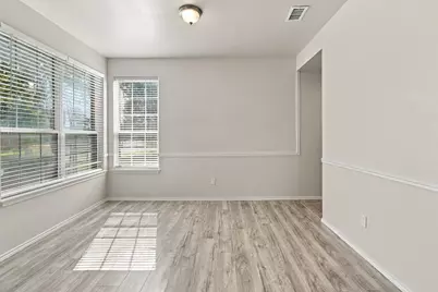 4205 Red Spruce Lane, Carrollton, TX 75010 - Photo 5