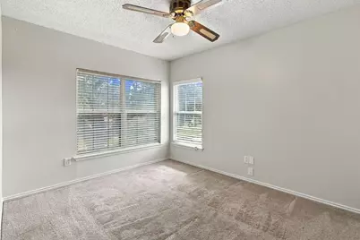 4205 Red Spruce Lane, Carrollton, TX 75010 - Photo 15