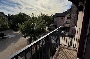 1025 Emerson Park Lane., Irving, TX 75063 - Photo 19
