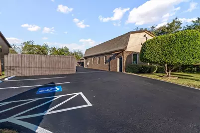 207 N Tarrant Street, Crowley, TX 76036 - Photo 7
