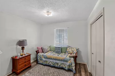 1305 Montclair Street, Arlington, TX 76015 - Photo 11