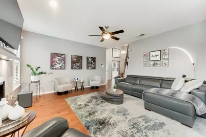 1000 E Seminole Trail, Carrollton, TX 75007 - Photo 7