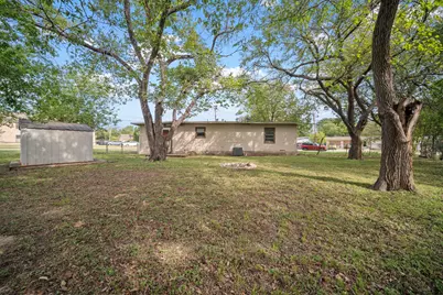 514 E University Avenue, Waxahachie, TX 75165 - Photo 21