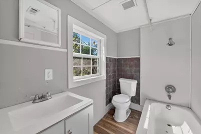 2405 Roosevelt Avenue, Fort Worth, TX 76164 - Photo 23