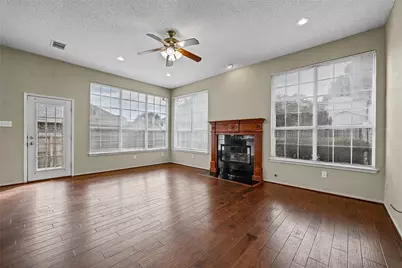 714 Cottonwood Bend Drive, Allen, TX 75002 - Photo 11