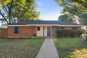 1606 Ridge Ct, Midlothian, TX 76065 - Photo 3