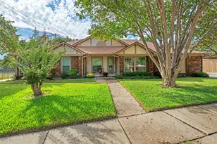2608 Chestnut Ct, Bedford, TX 76022 - Photo 1