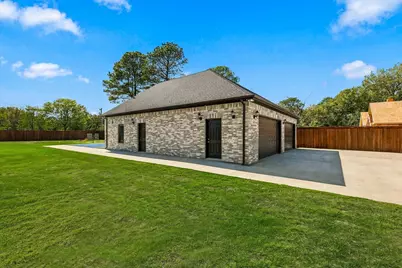 5200 Waterview Drive, Arlington, TX 76016 - Photo 17