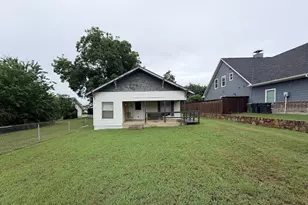 105 E 3rd St, Prosper, TX 75078 - Photo 1