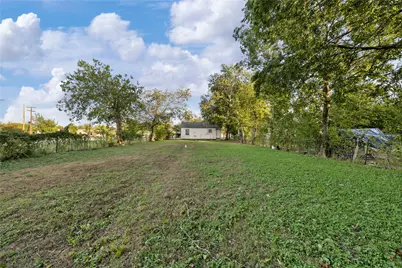 2209 Cleveland Avenue, Waco, TX 76706 - Photo 25