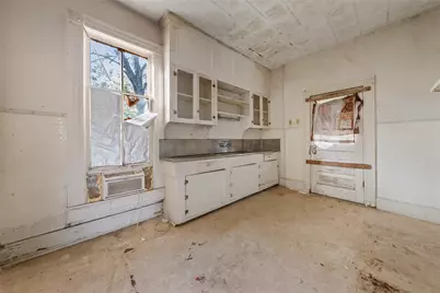 2225 Ross Avenue, Waco, TX 76706 - Photo 17