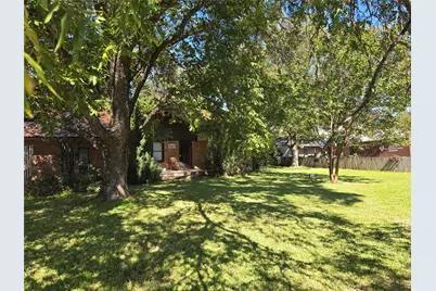 602 W Austin Street, Rising Star, TX 76471 - Photo 3