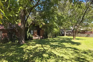 602 W Austin St, Rising Star, TX 76471 - Photo 3