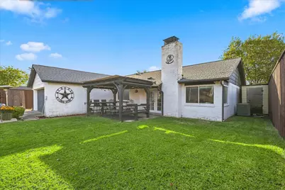2117 Northmoor Drive, Carrollton, TX 75006 - Photo 31
