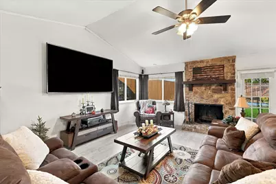 2117 Northmoor Drive, Carrollton, TX 75006 - Photo 5