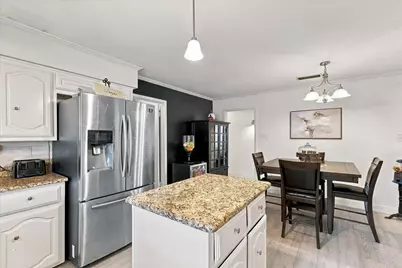 2117 Northmoor Drive, Carrollton, TX 75006 - Photo 9