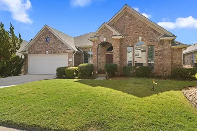 241 Hilltop Drive, Justin, TX 76247 - Photo 3