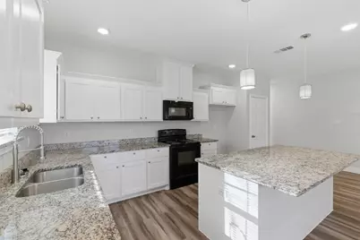 3304 Langford Street, Greenville, TX 75401 - Photo 5