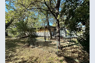 6209 Forest Hill Drive, Forest Hill, TX 76119 - Photo 5
