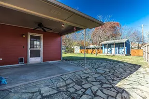 1811 Ferris Ave, Waxahachie, TX 75165 - Photo 27