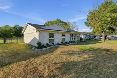 1026 Quebec Drive, Garland, TX 75040 - Photo 13